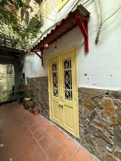 Balcony Streetview central home – 사진 13